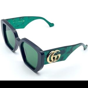 Gucci Rectangle Oversized Black & Green Sunglasses